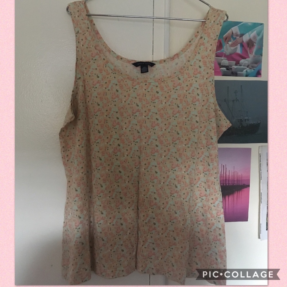 Tommy Hilfiger top!